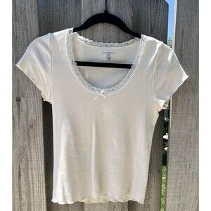 Brandy Melville McKenna Lace Cotton Women’s Top Bow Feminine Ivory Coquette